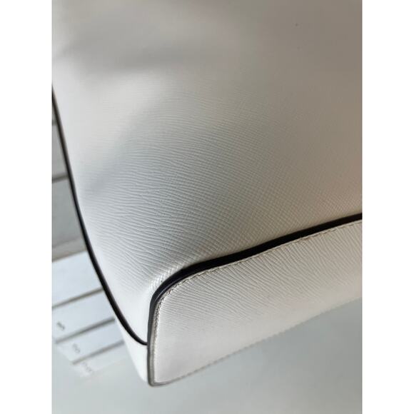 KATE SPADE LRAGE WHITE SAFFINAO LEATHER SHOULDER BAG - Picture 9 of 16